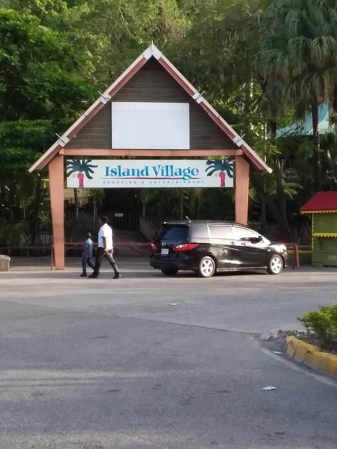 Mcfarlane'S Place Ocho Rios Eksteriør bilde